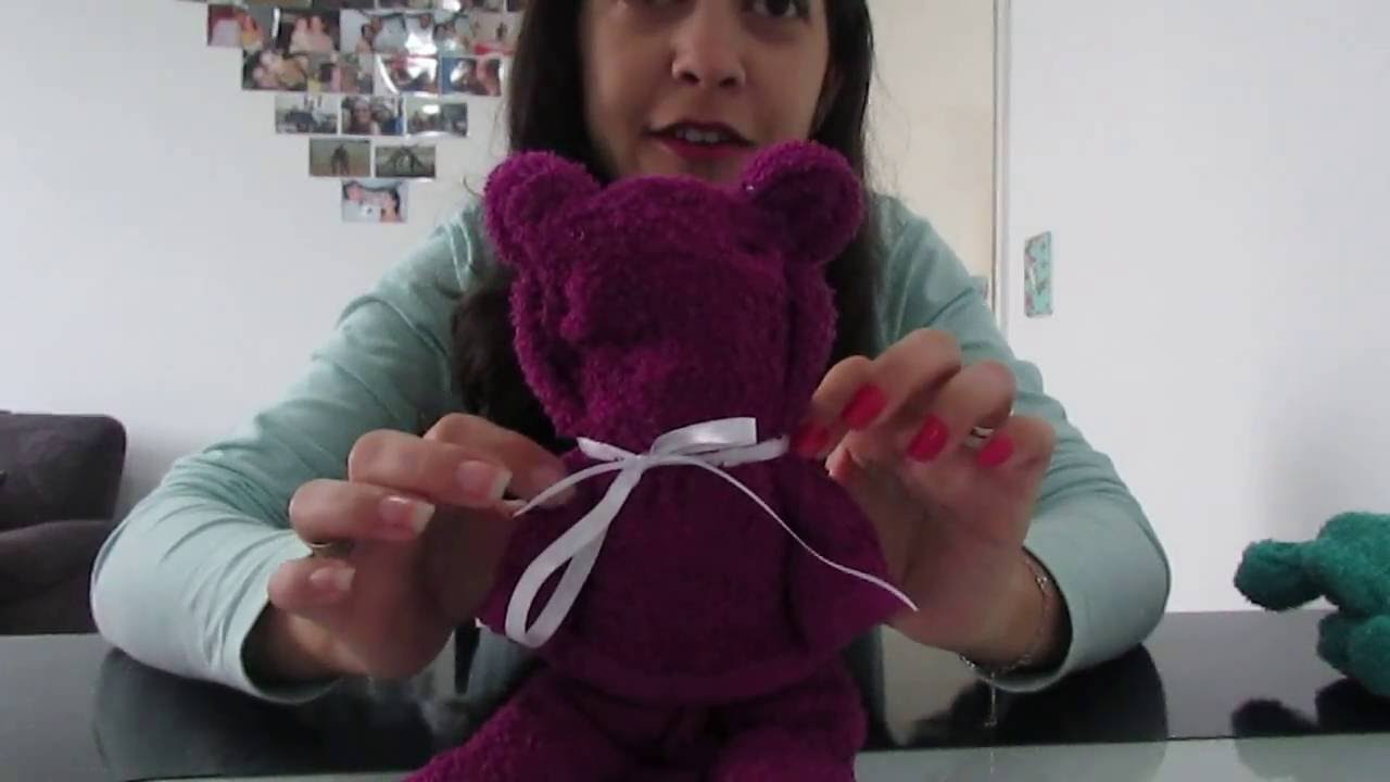 Urso feito com toalha de rosto