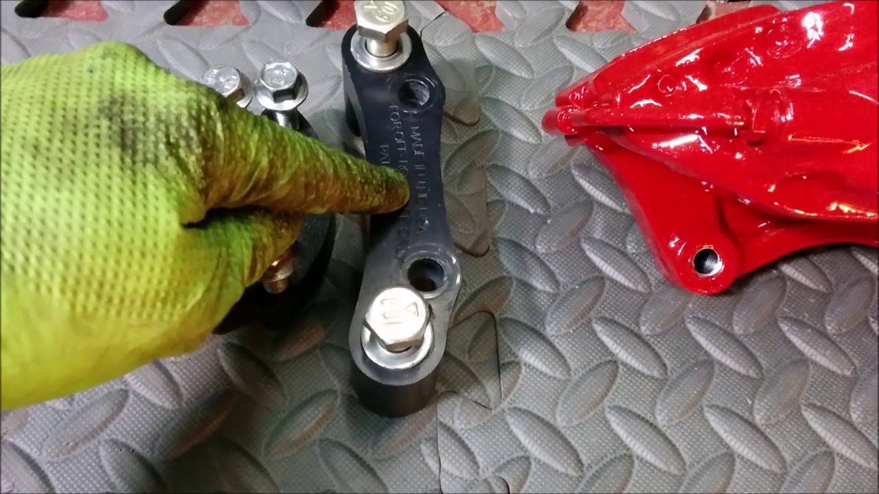2005 GTO Brembo upgrade part 4 starting on the rear brakes