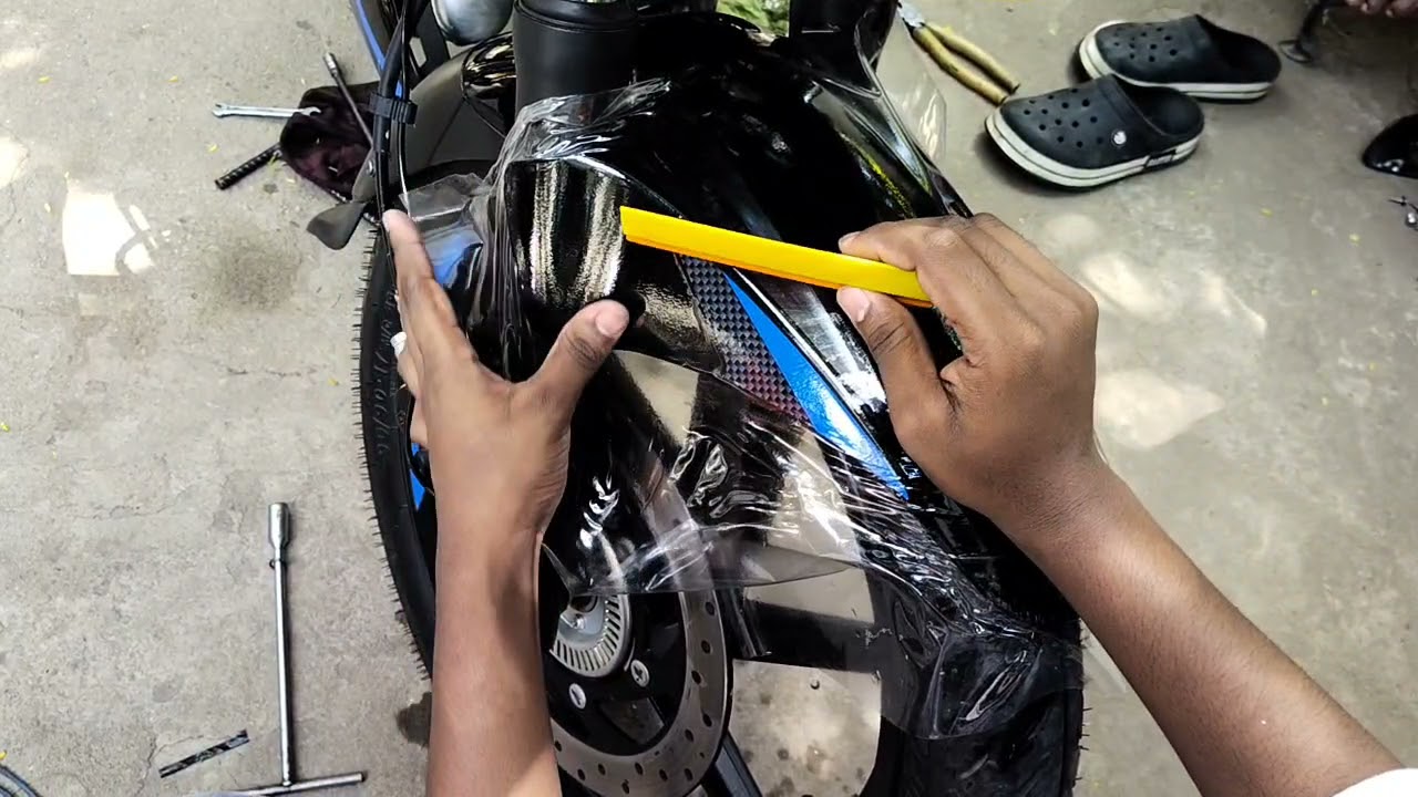 Bajaj pulsar 220 Full body Lamination| pulsar modification | Rwraps| #rwraps