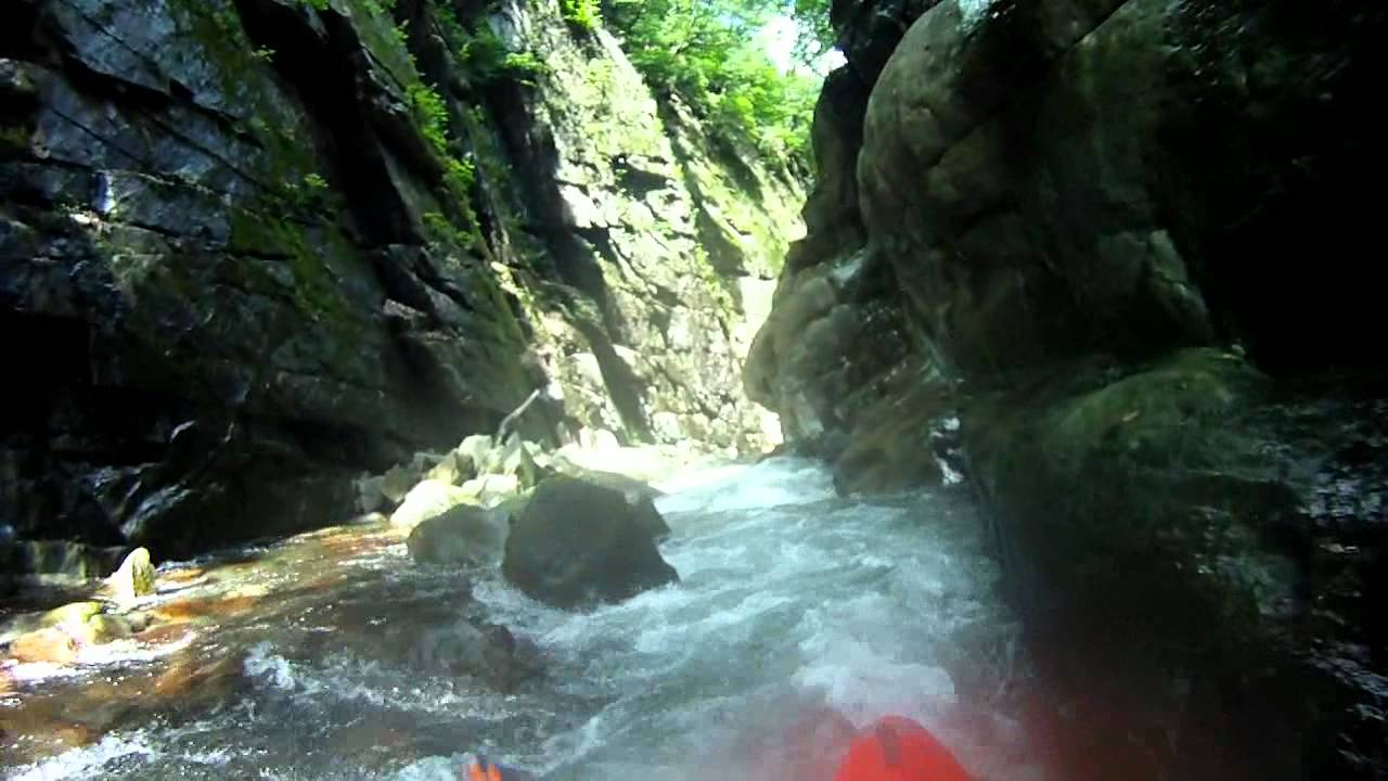 kayaking the lower cannobino gorge 12-06-2011