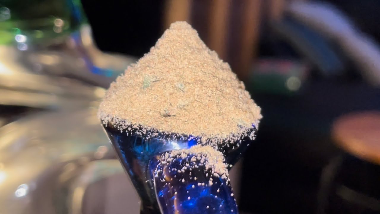 MASSIVE KIEF BONG RIP