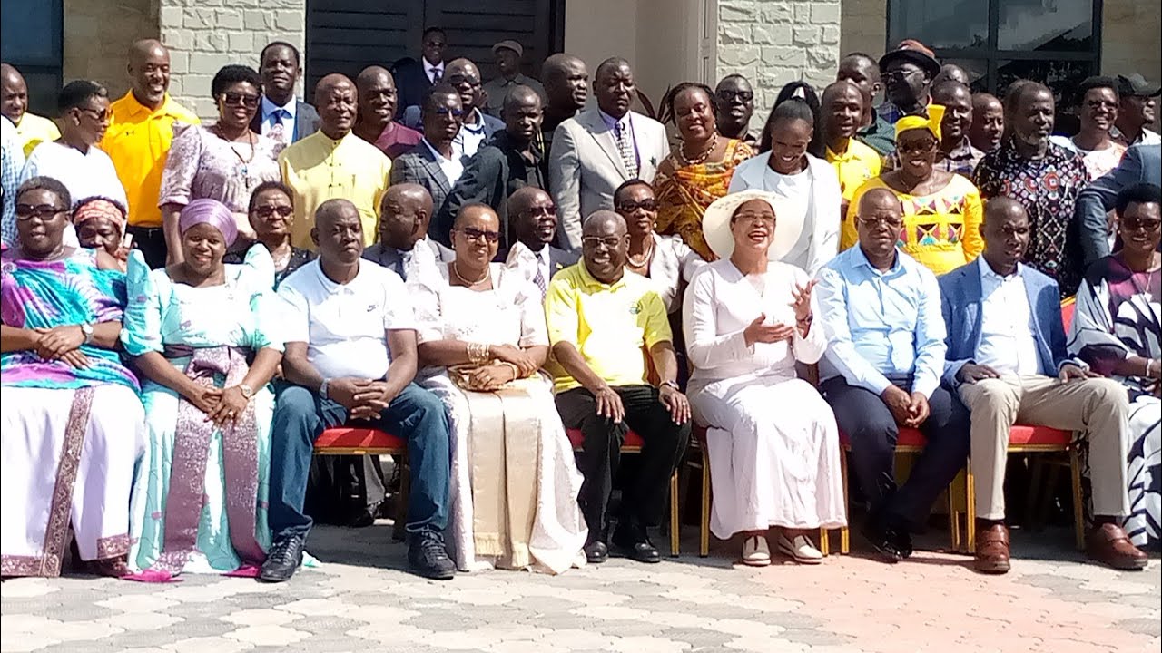Speaker Anita Among & husband Magogo host Parliamentarians at their ten acre home in Bukeddea