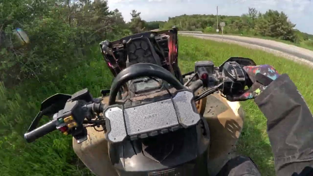 #Ganaraska #forest #thewoods #wheelsinmud #gas #trailriding #soloride 