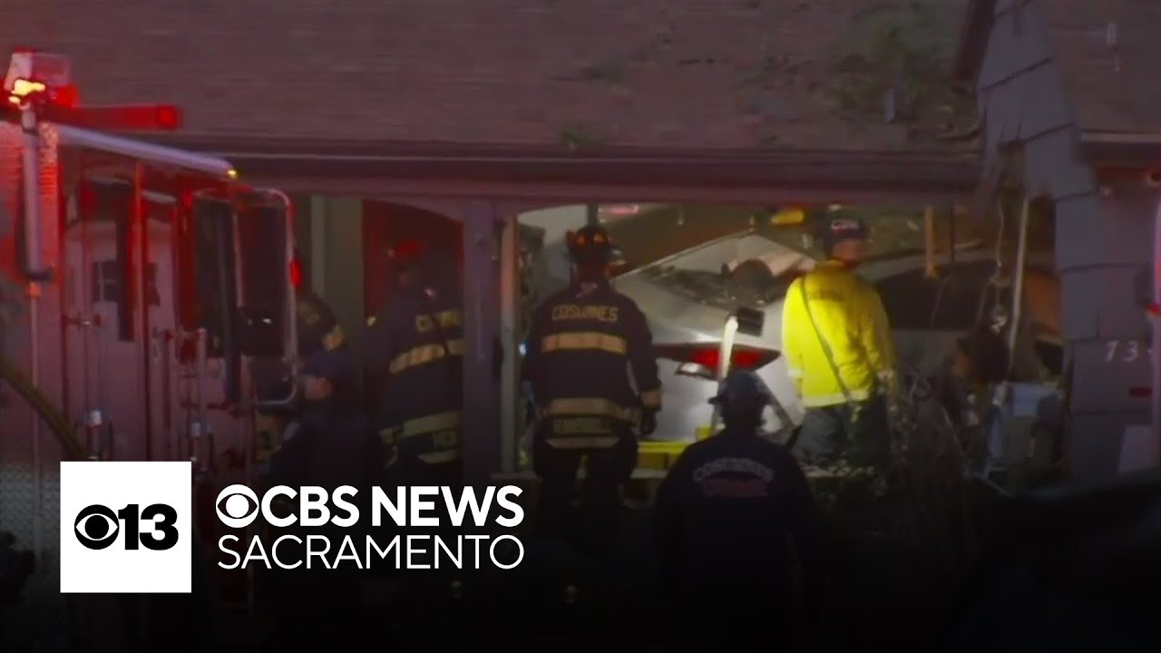 Stolen vehicle crashes in Sacramento home during police chase