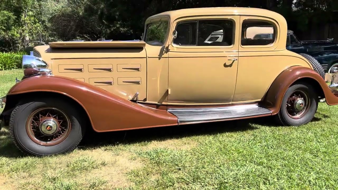 1933 Cadillac V 12 coupe. ￼
