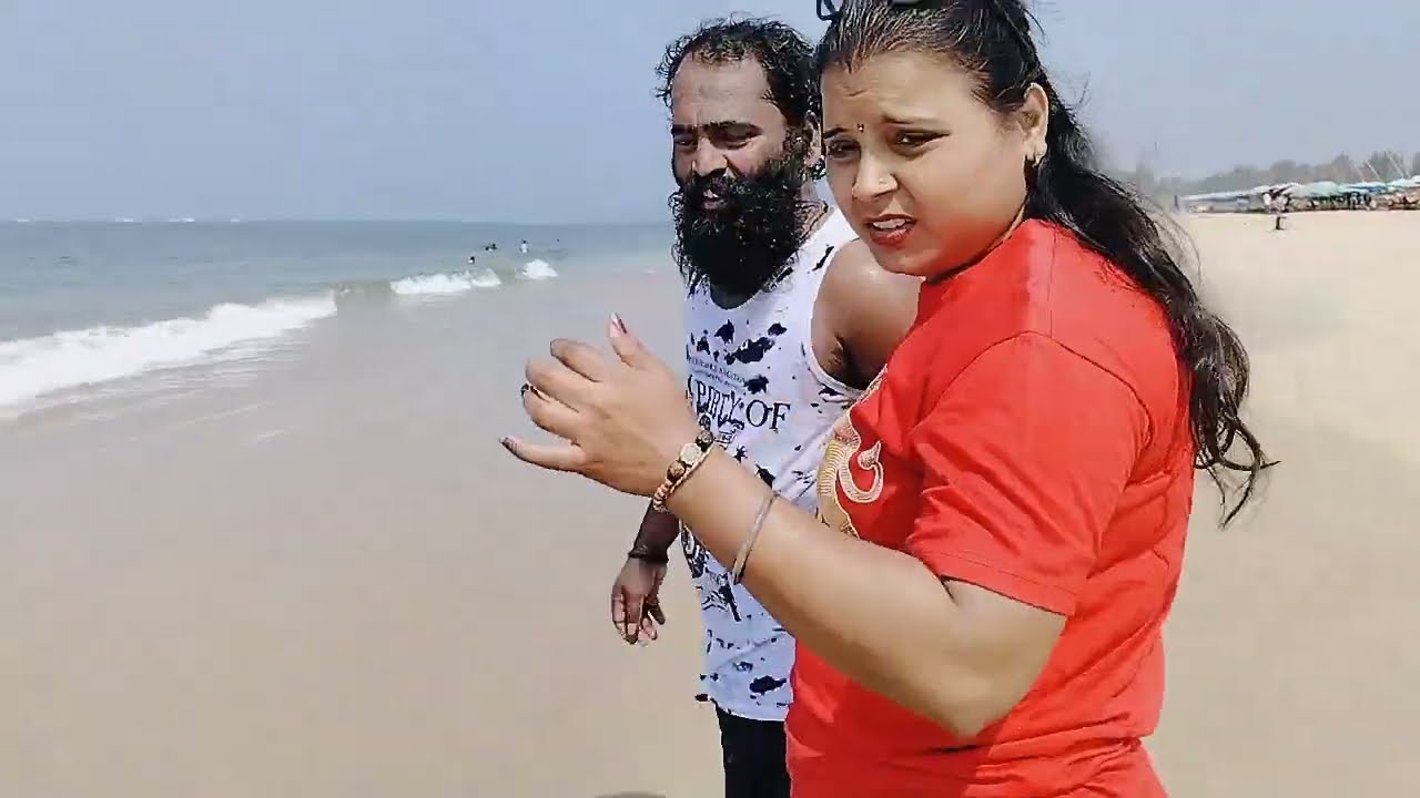 गोवा बीच वर पाणी बगुन मला खूप भिती वाटत होत मणुन नवरा आला पाण्यामध्ये😳अन मी मरता मरता वाचले बाबा🤦😭 