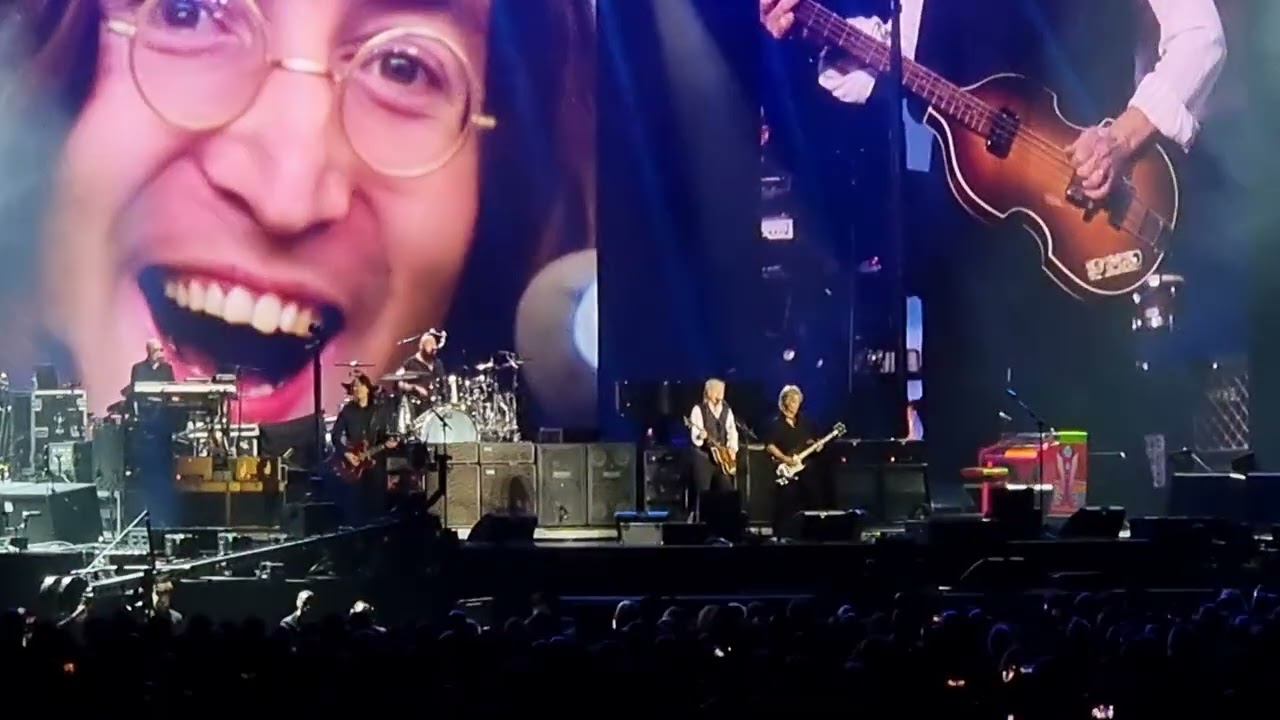 Paul McCartney - Get Back - from Paris 