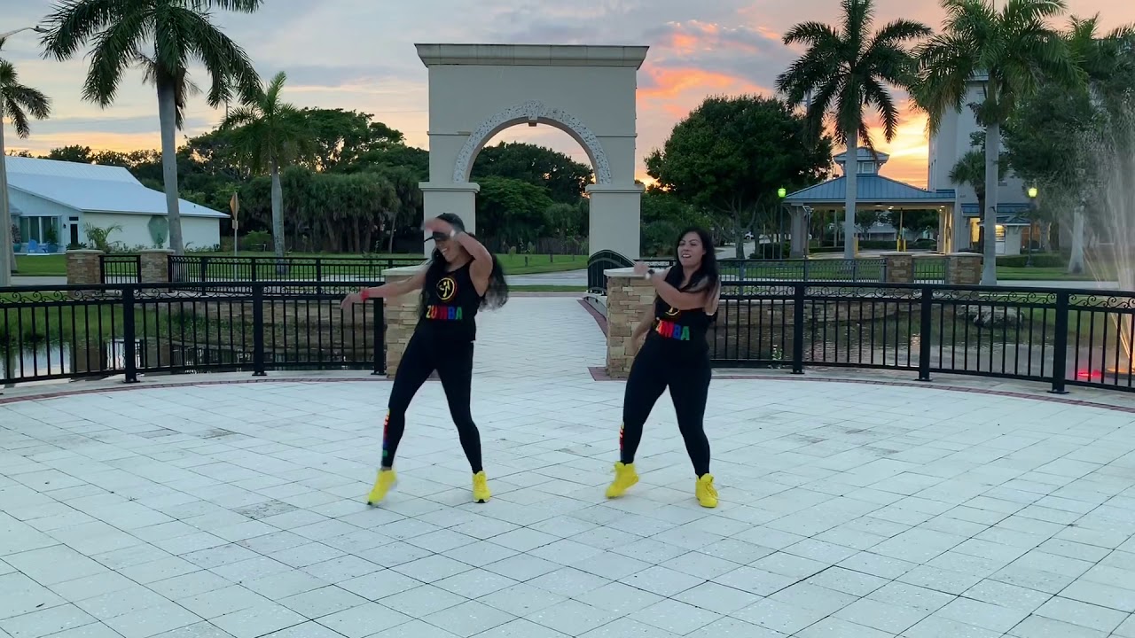 Frío Calor Remix Milena Dominique zumba choreography