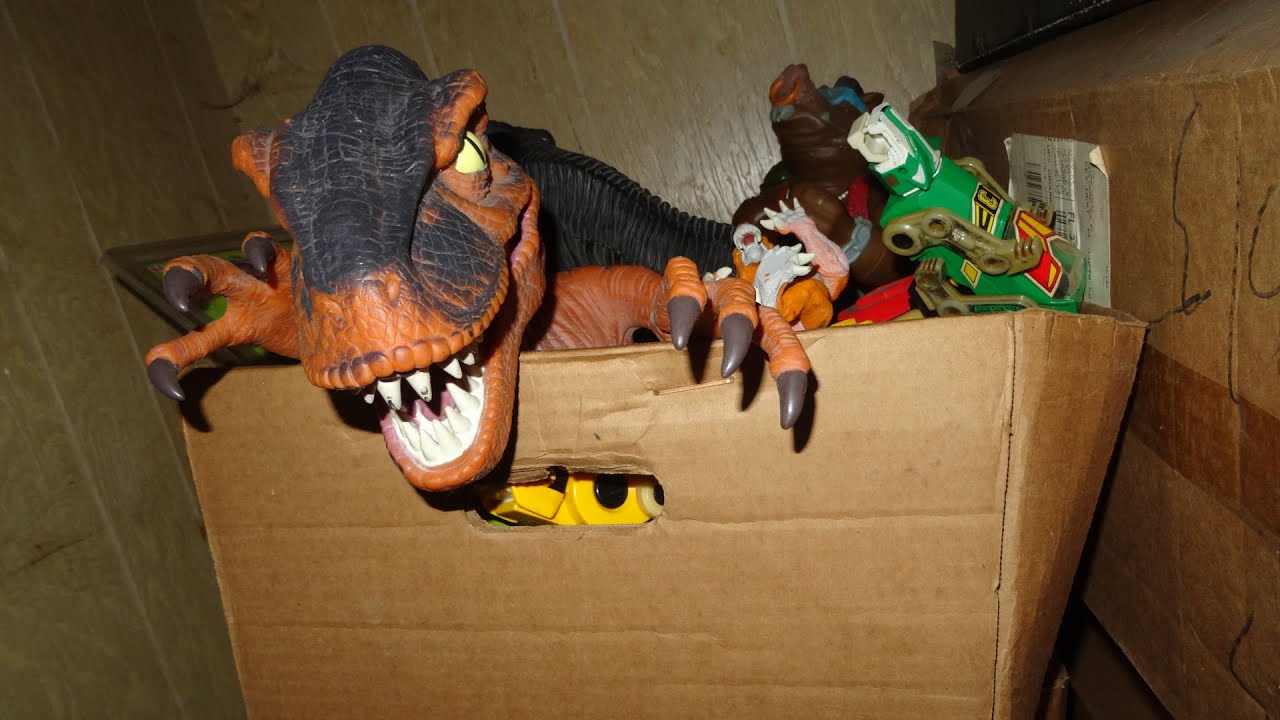 [BAD VIDEO] What's in the box: Dusty old junk! And some cool toys too.