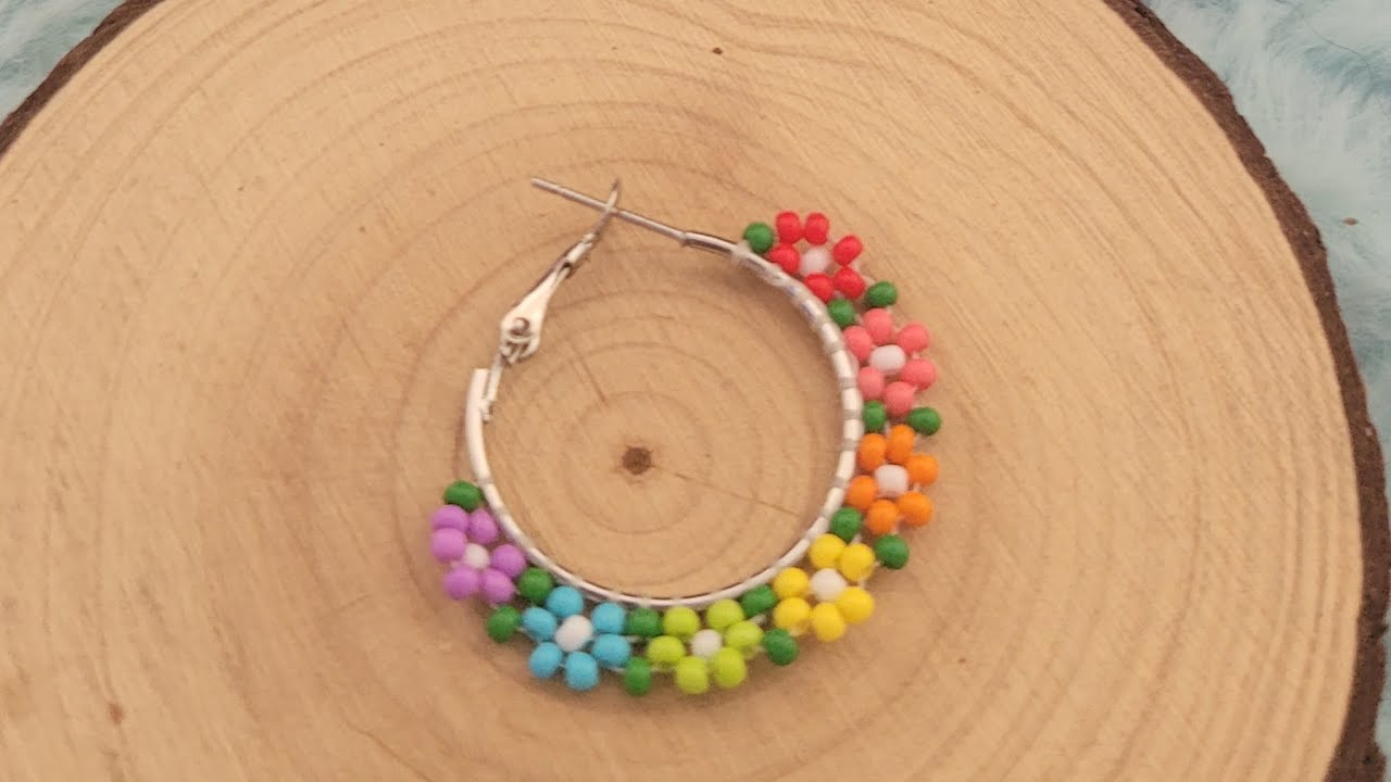 Серьги-кольца из бисера в виде цепочки