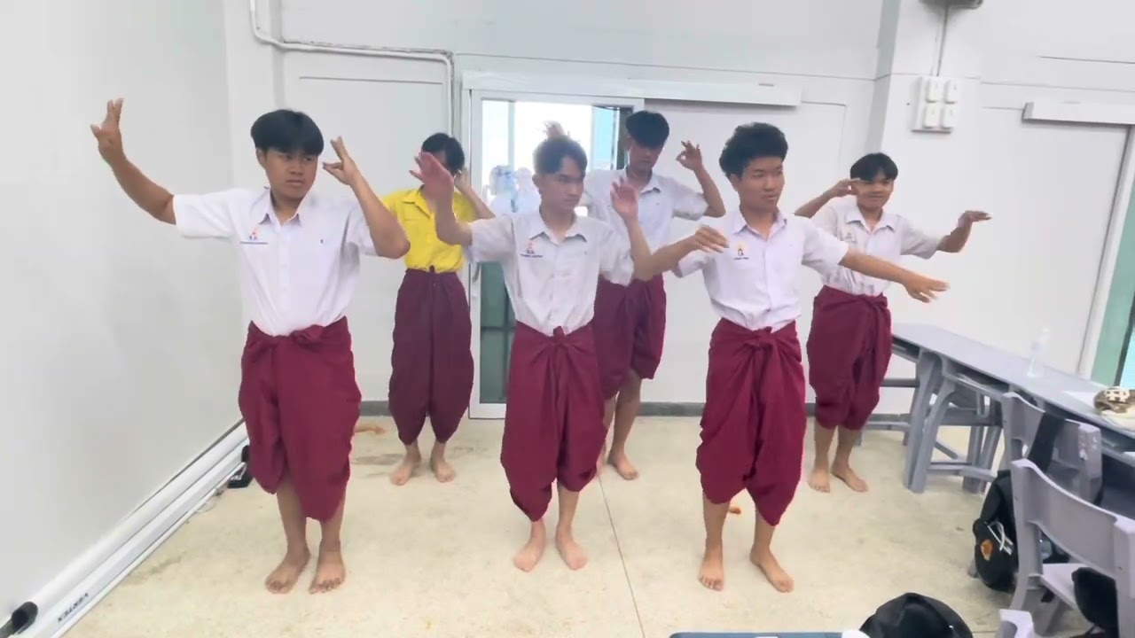 ฟ้อน เพลงชัยภูมิถิ่นงาม