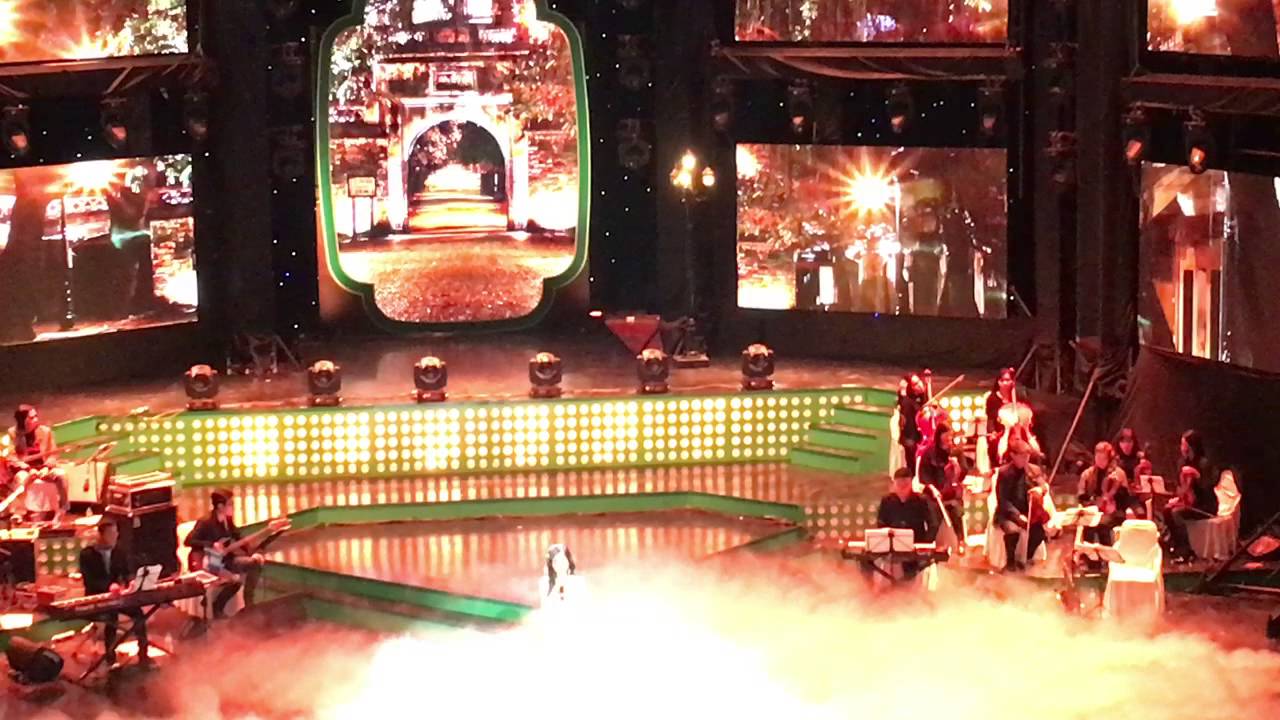 Hồng Nhung - Phố À Phố Ơi (Live)