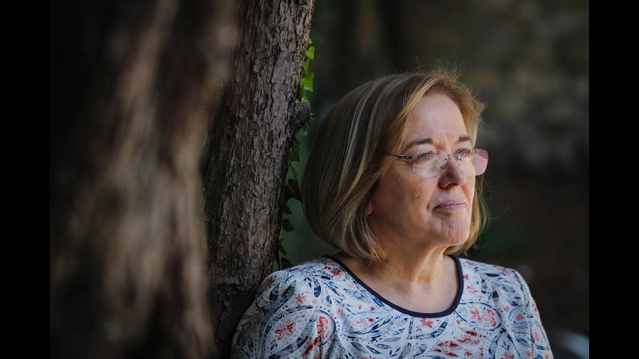 Deolinda Flores: 