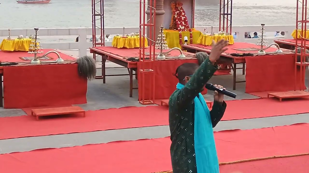 ଗଣପତି ବାବା ଙ୍କୁ ଆମନ୍ତ୍ରଣ। ଗଙ୍ଗା ଆଳତୀ ପୂର୍ବ ର ଭଜନ ପରିବେଷଣ।banaras #Varanasi #mahadev #kasiviswanath 