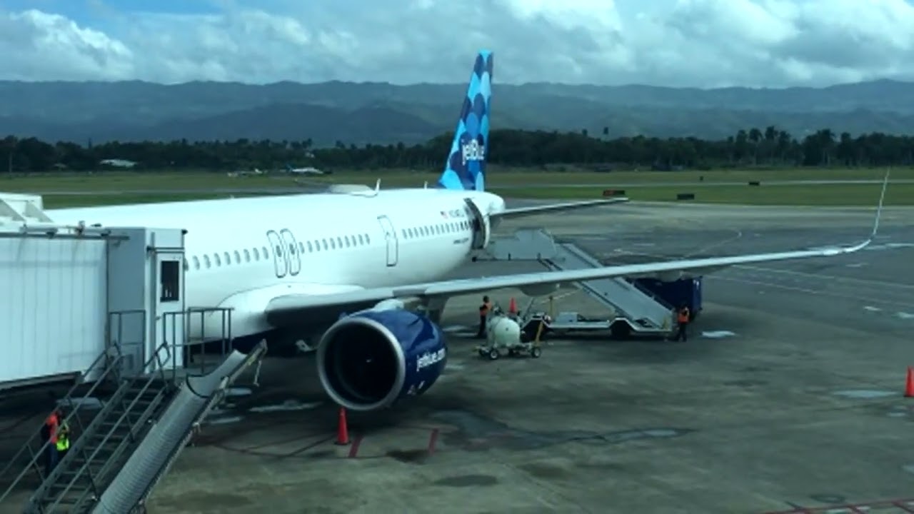 Momentos destacados de Aeropuerto internacional del Cibao (8:38 - 13:37)