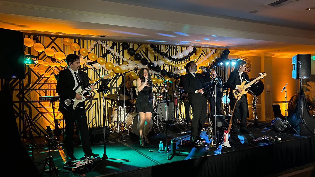 California Live Wedding Band: The Moon Units