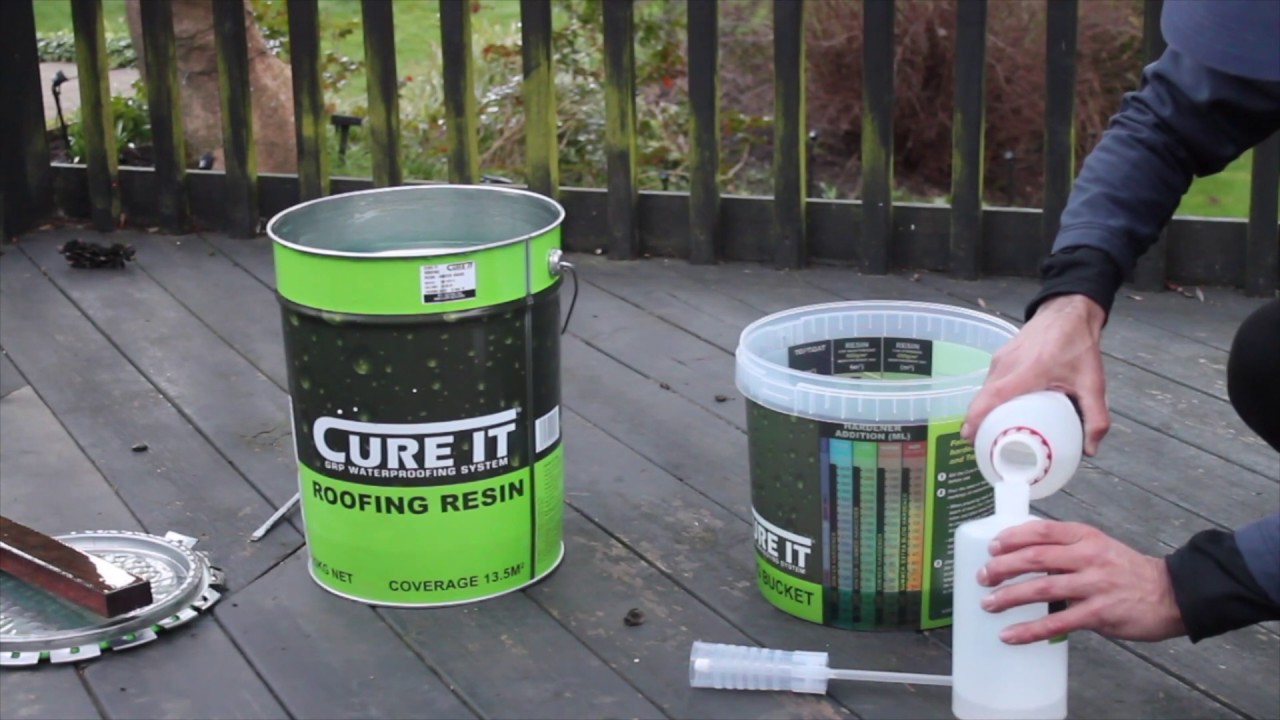 Fibreglass Roofing - Mixing The Resin - Hardener