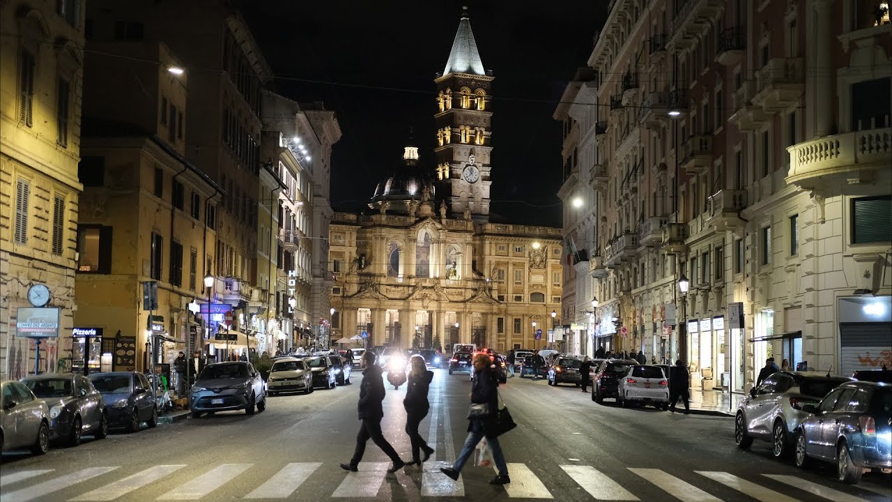 Passeggiata notturna nella zona di Via Merulana (visita guidata). Roma, Italia. Slow TV 4KHDR