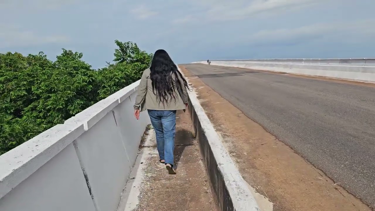 ATRAVESSANDO A PONTE DO RIO ARAGUAIA DIVISA DOS ESTADOS DO PARÁ E TOCANTINS. 
