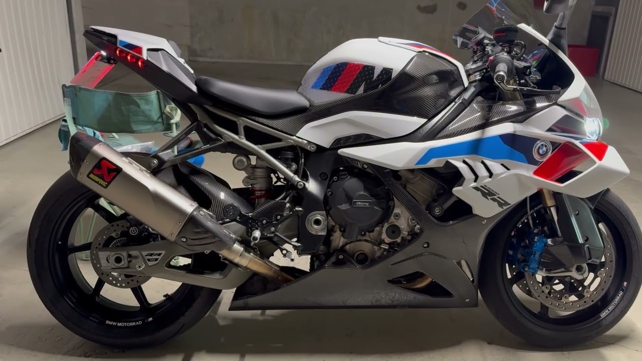Cold Start S1000RR Akra