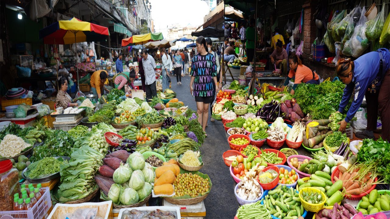 Amazing Collection Food Market Scene 2026 – Daily Lifestyle Of Khmer People Buy Some Food In Market