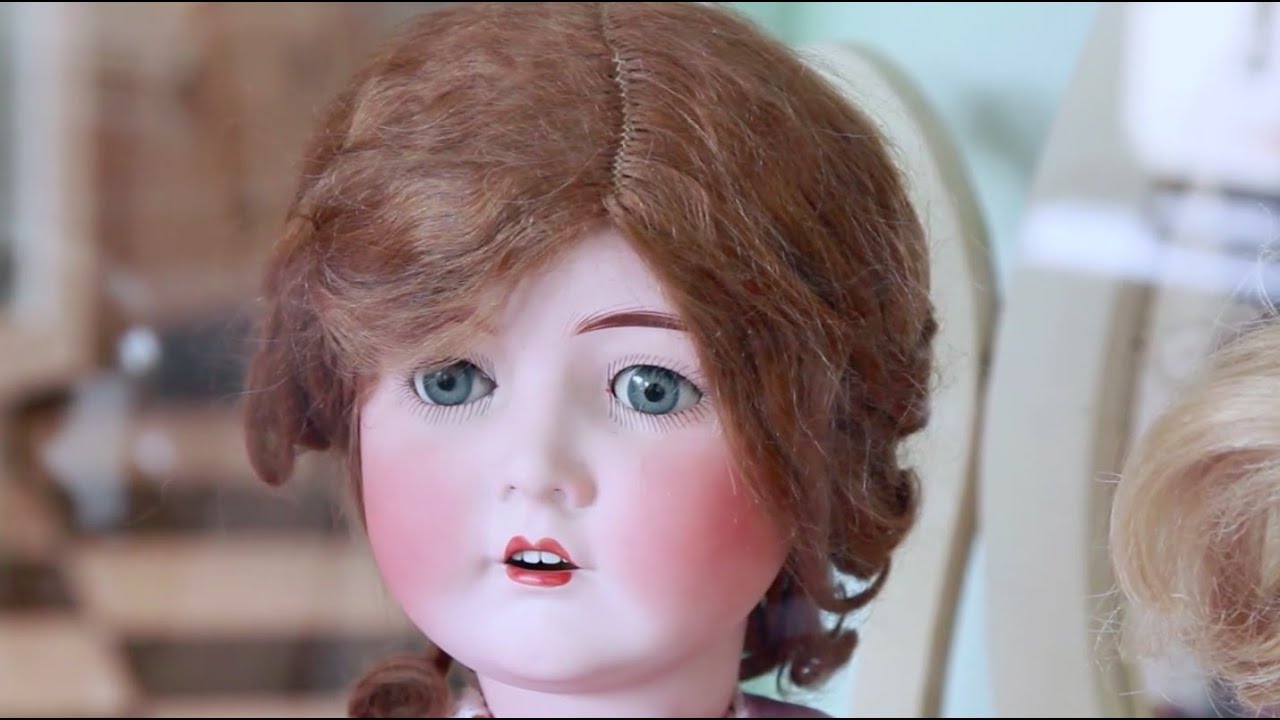 Musée Poupées et Dentelles : Collection de poupées antiques à vendre