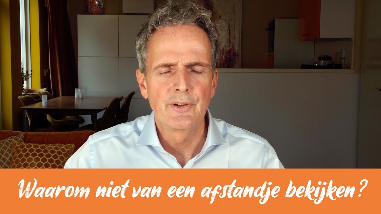 73 Waarom kunnen we onszelf niet van een afstandje bekijken?