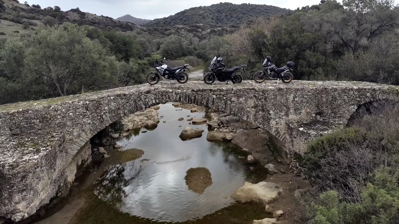 📍 Ride to the old stone bridge of Platy River