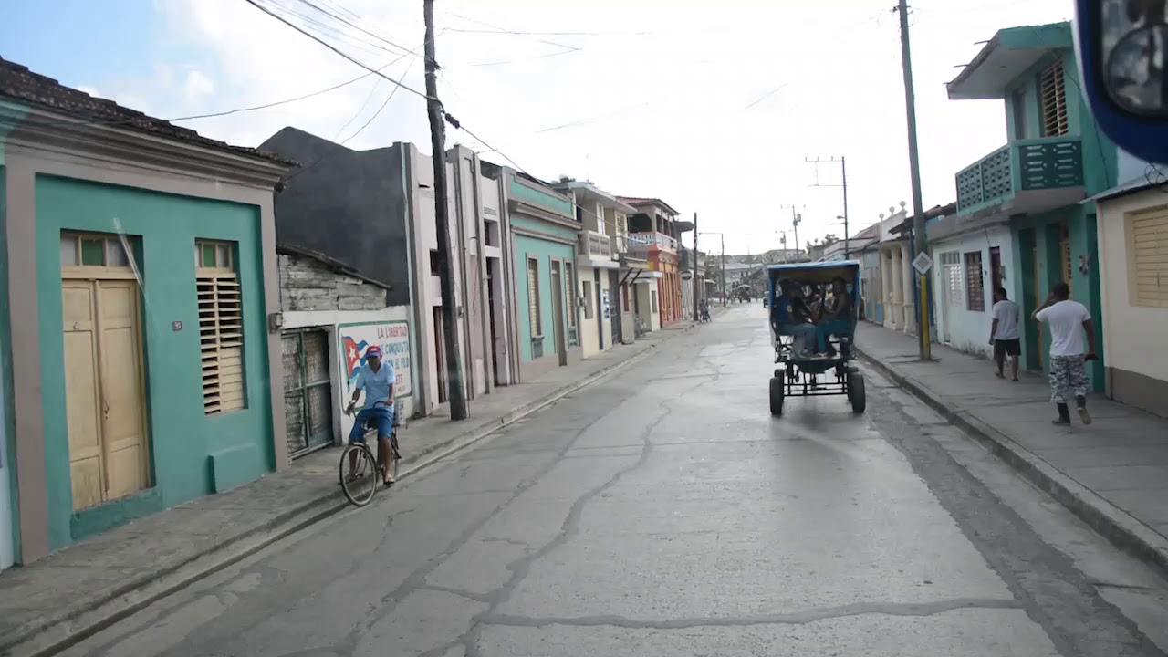 Por las CALLES de BARACOA, Guant&aacute;namo
