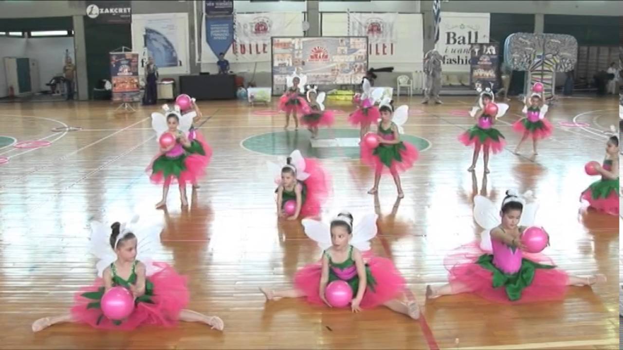 Γιορτη 2016   Ομαδικό Πρόγραμμα Αρχάριο Τμήμα Ρυθμικής   «Τinkerbell Οι Νεραϊδούλες Μας»