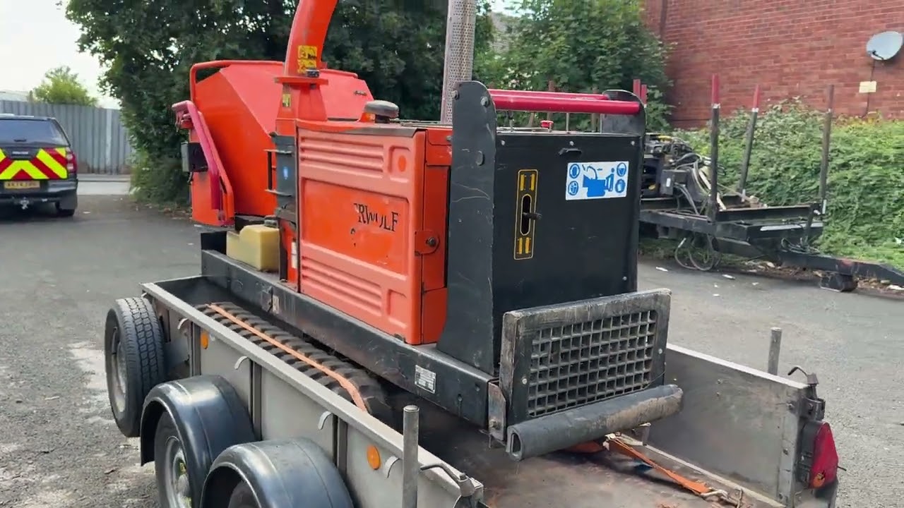 Lot 21 - Timber Wolf TW 230 VTR Rubber Tracked Diesel Wood Chipper
