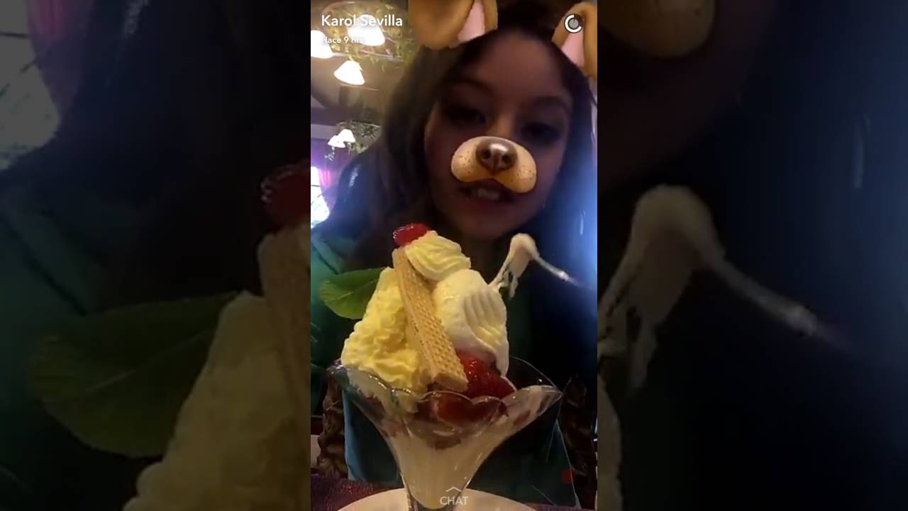 Karol Sevilla le hace una broma a su mama