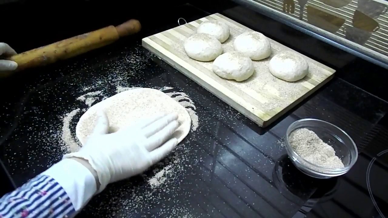 العيش البلدى المصرى من غير فرن  / أكلاتي مع آلاء الجبالي
