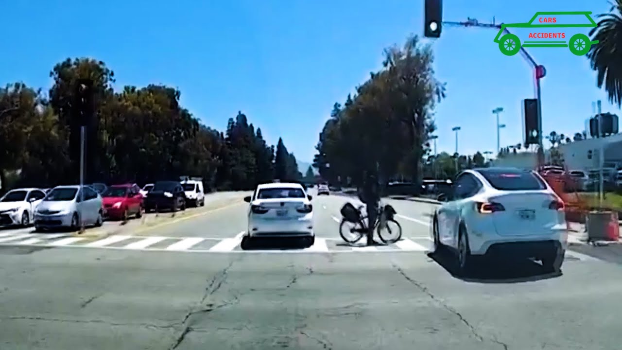 Dangerous moments with cyclists #2 || Cars Accidents