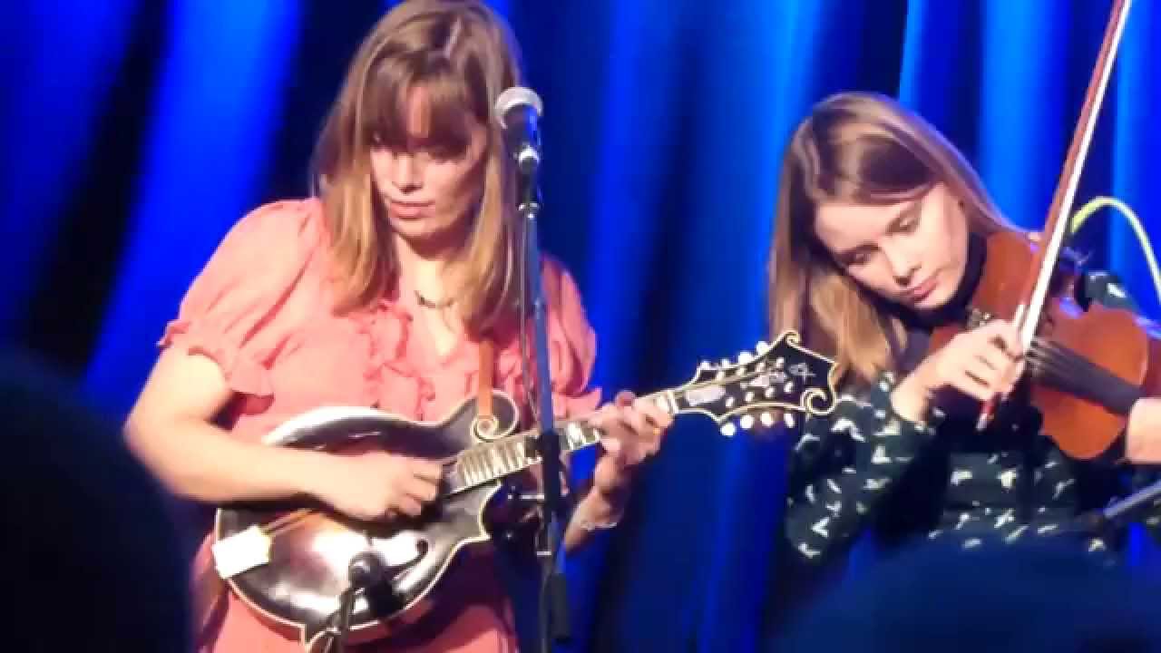 Carrivick Sisters. Didmarton Bluegrass Festival 2015