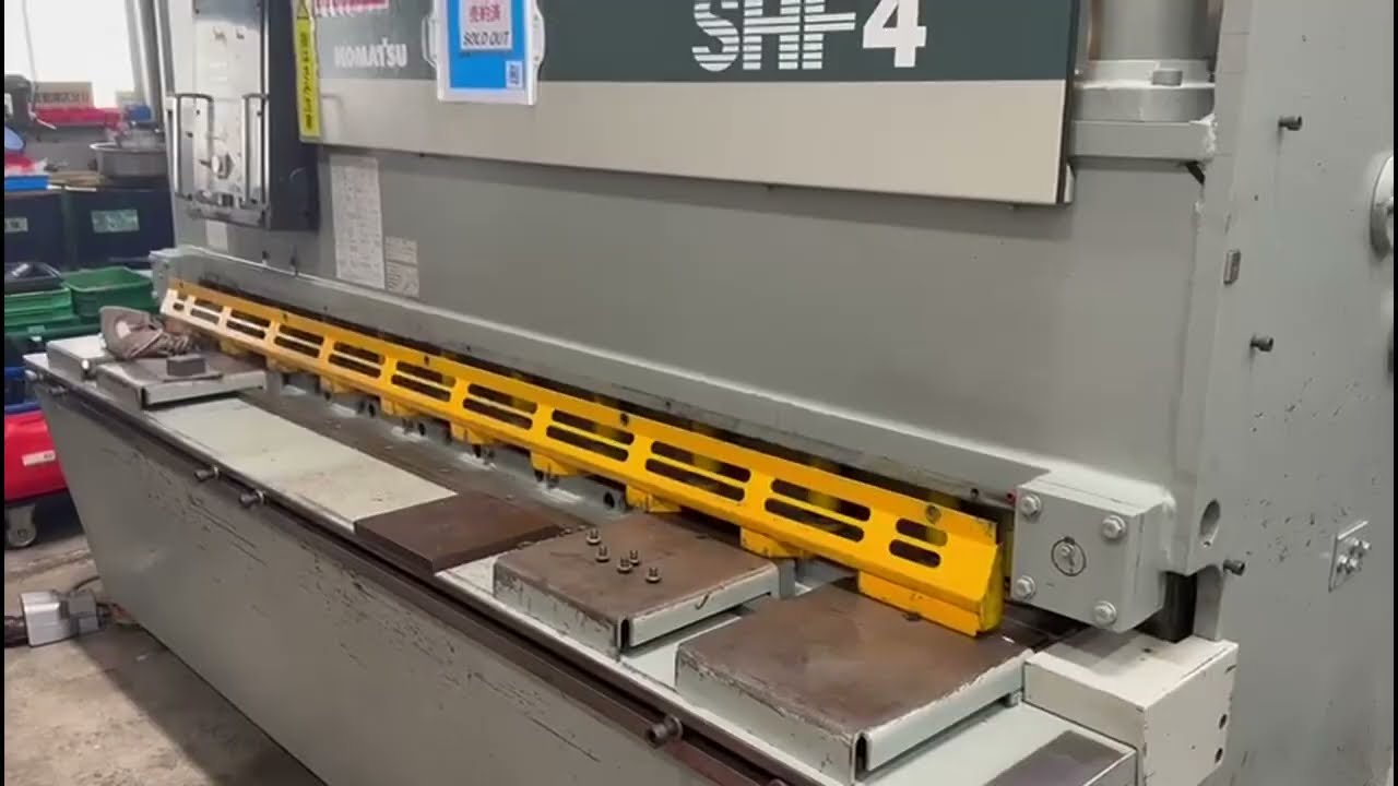Komatsu Hydraulic Shearing Machine | 4.5 mm Cutting Capacity | SHF 4×255