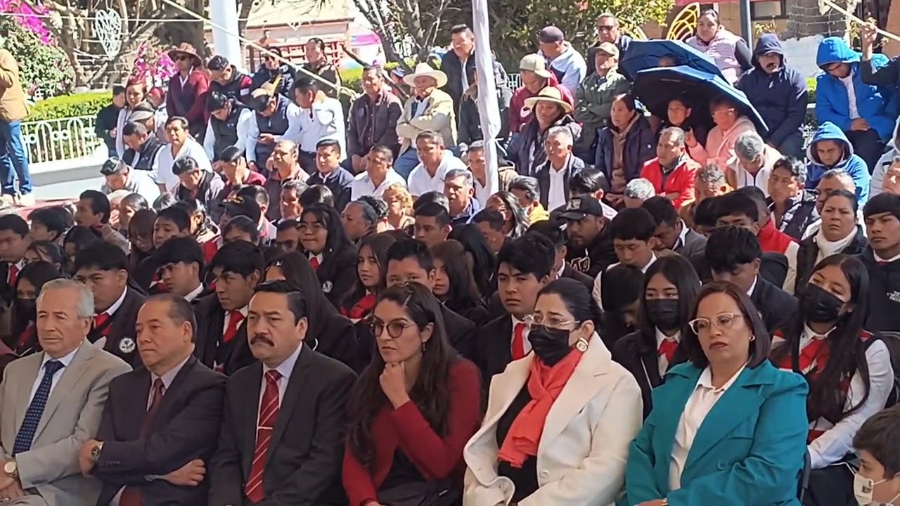 Ixtlahuaca celebra el Día de la Bandera.