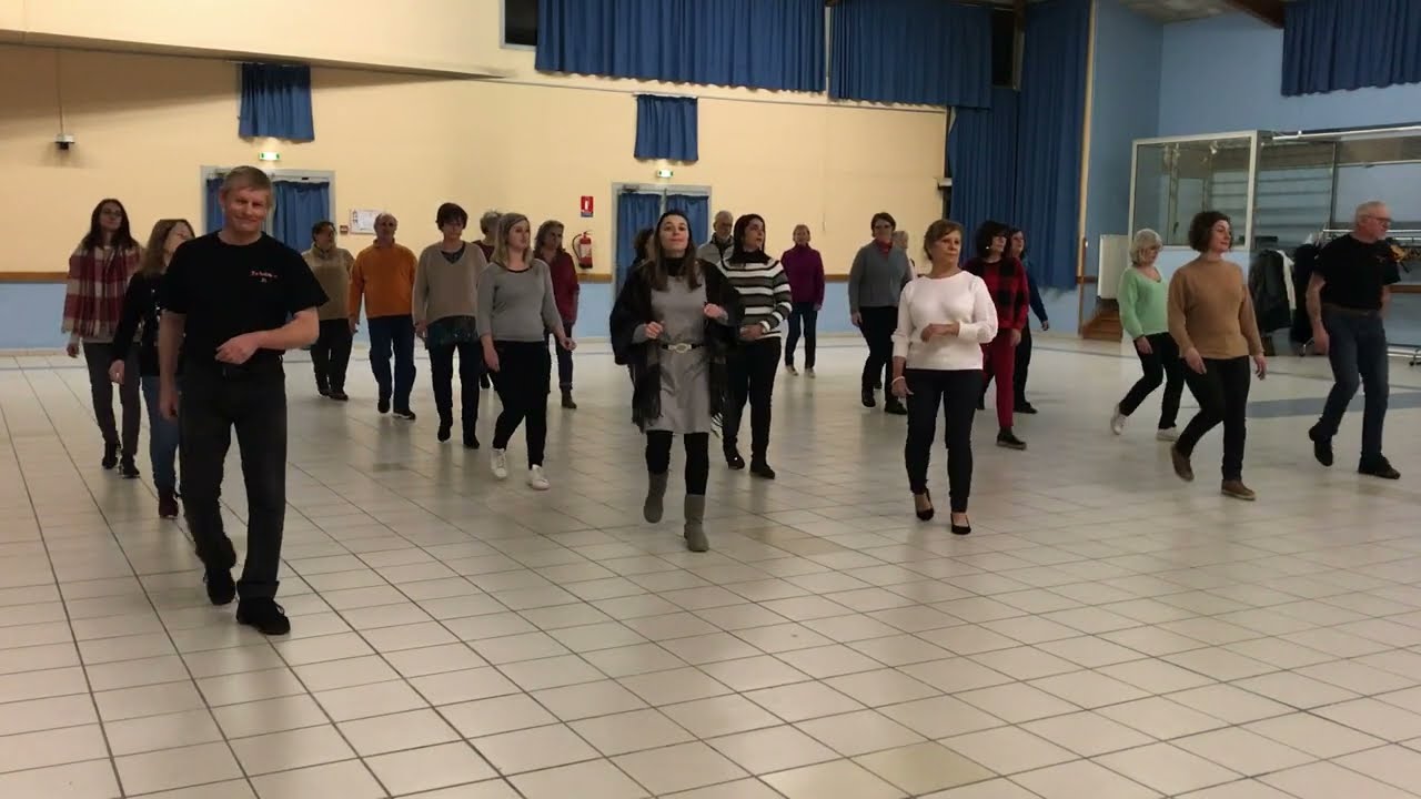 KISS ME - LINE DANCE (Explication des pas et danse)