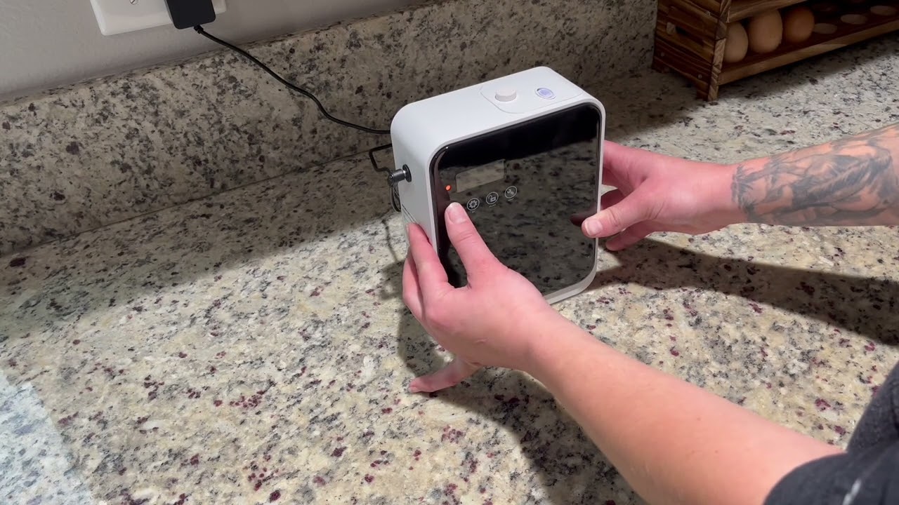 This Smart Waterless Diffuser Transformed My Home Ambience