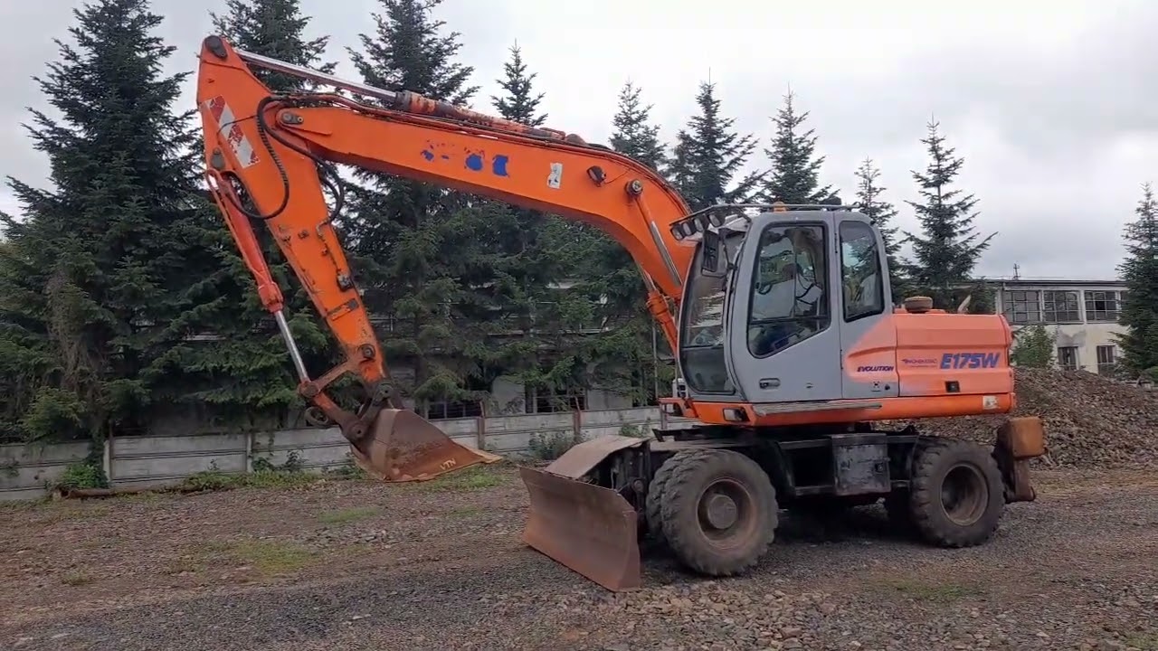 Excavator Fiat Kobelco E175W