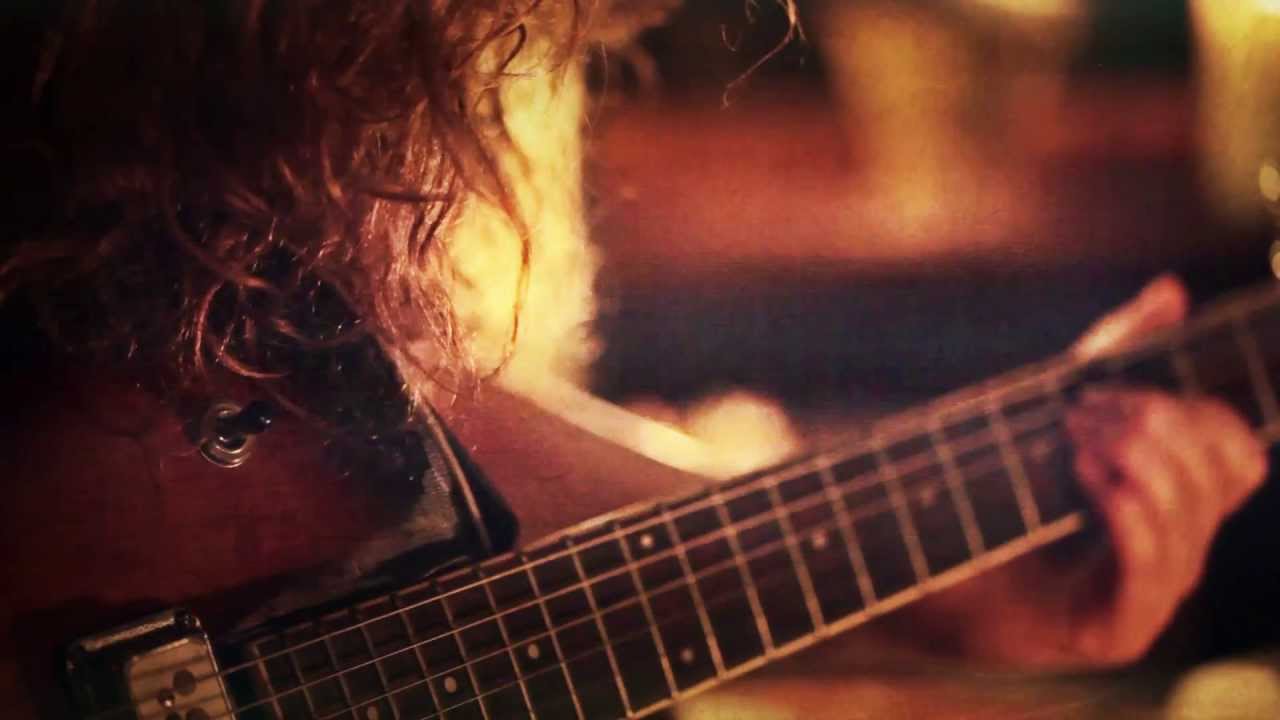 Dan Donovan - Dangeroose Moose