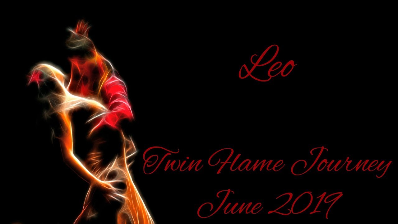 Leo - Spying on each other! - Twin Flame Journey June 2019
