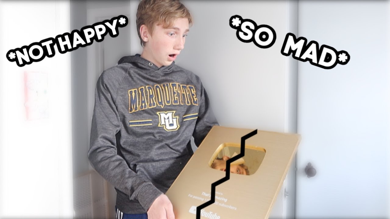 We broke our brothers GOLDEN play button! (prank)