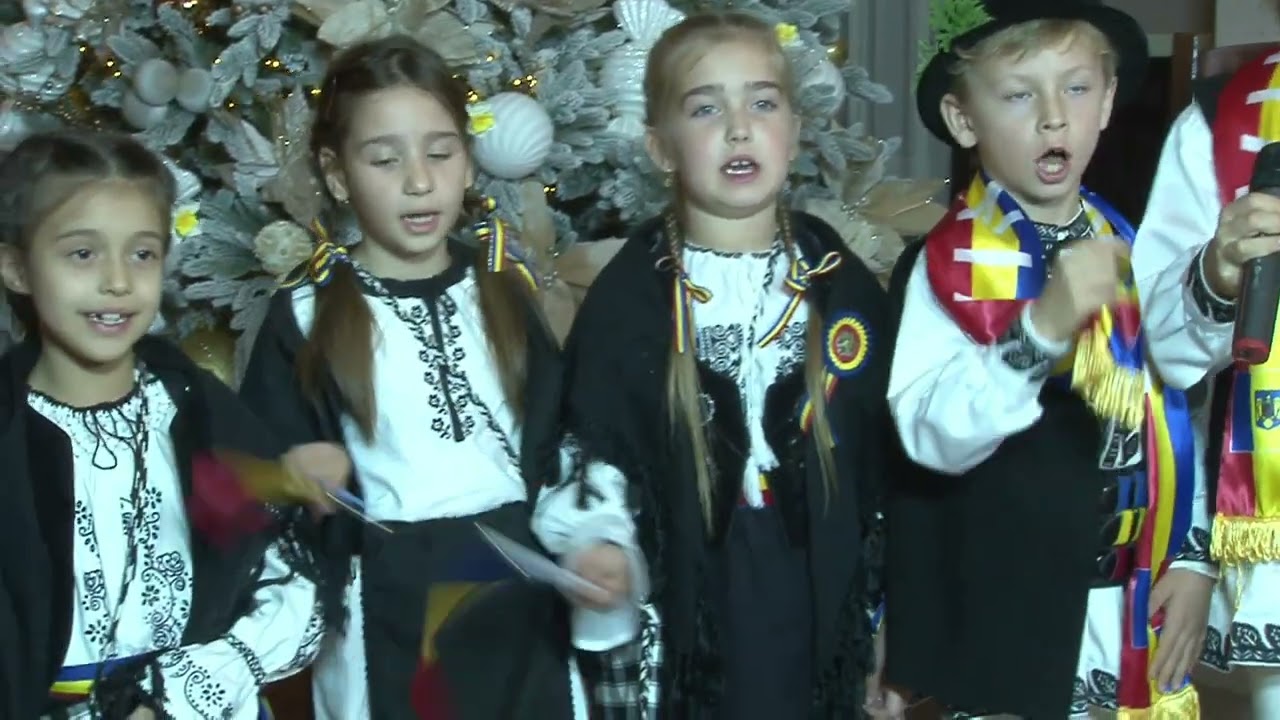 David si Cezar Mihaila -   Noi santem strajerii tarii  -  Nasul TV si Inedit TV