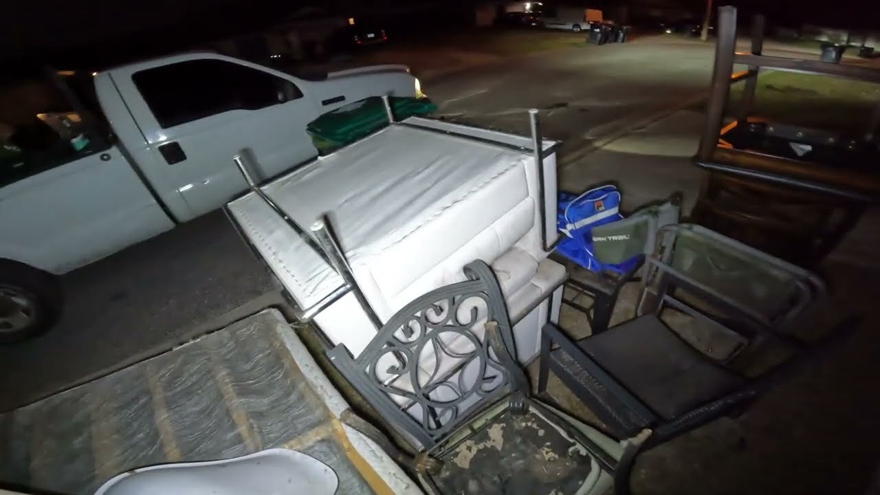 Street And Dumpster Scrapping!!    No  Ads       Video #372