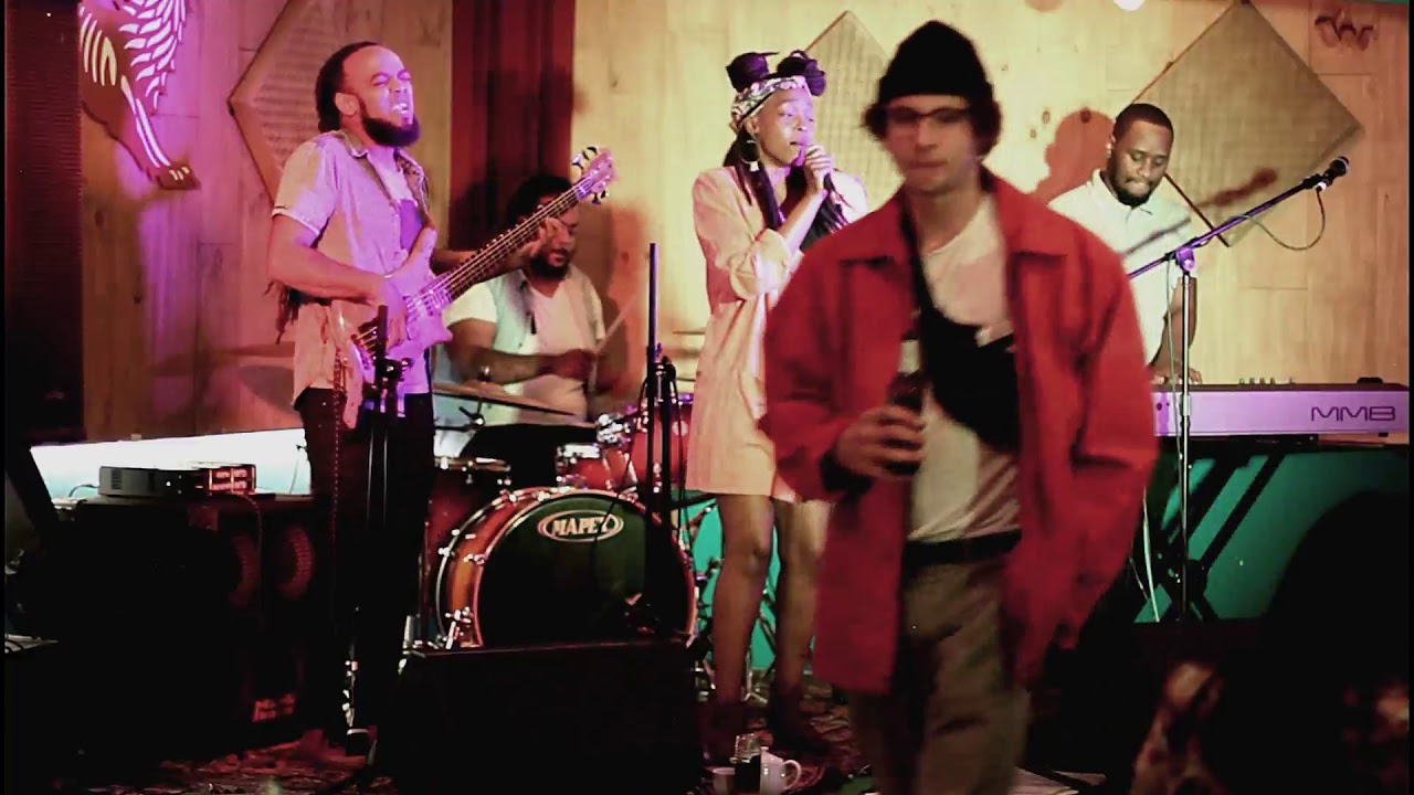 Deslynn Malotana performs 'How' Live at Cafe Roux, Noordhoek.