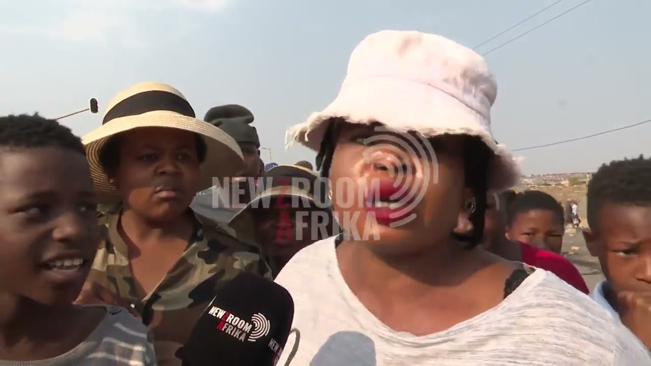 Ebony Park residents continue to protest over water