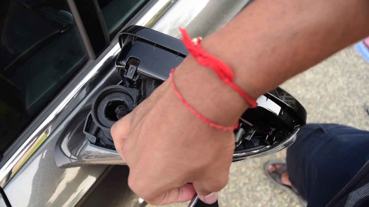 Ford Fusion Puddle Light Replacement