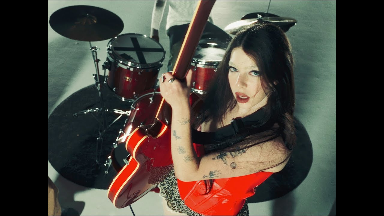 Devon Thompson- Parasite (Official Video)