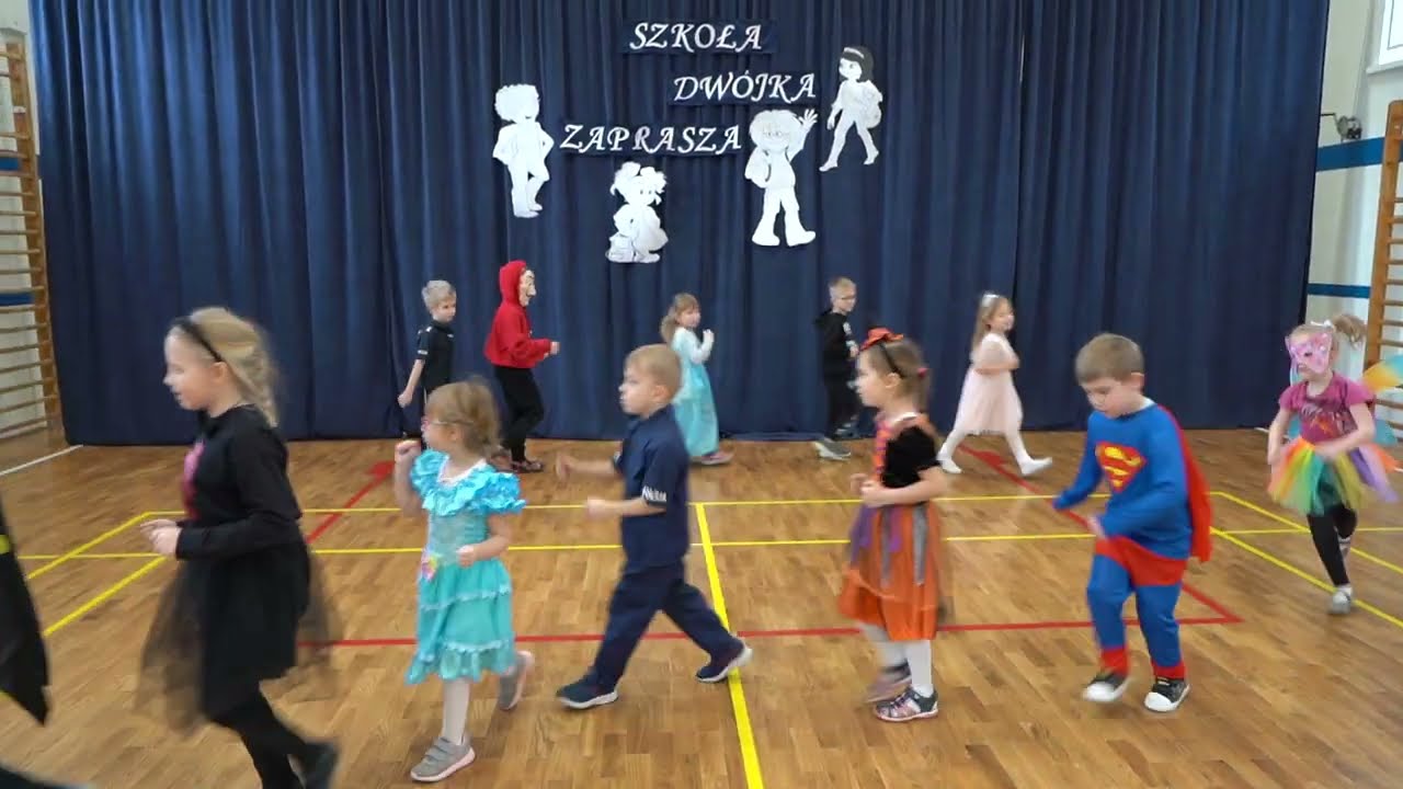 SP2 Puławy - Oddział przedszkolny w muzycznej podróży pociągiem